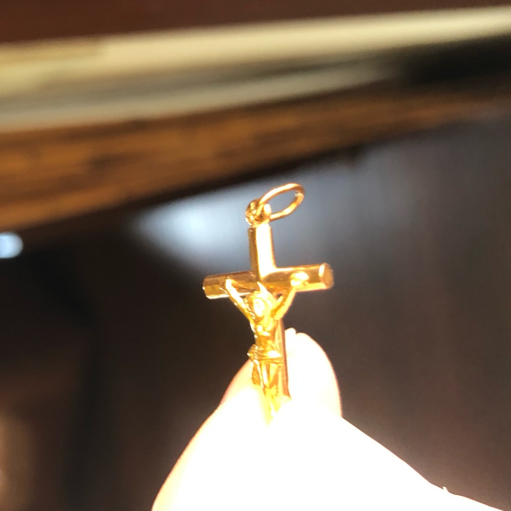 Vintage 18K Portuguese Gold Crucifix Cross Pendant Charm - Picture 4 of 7